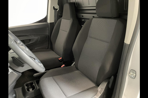 Opel Combo 130pk L1 Automaat Apple Carplay Trekhaak Parkeersensoren Airco Cruise control