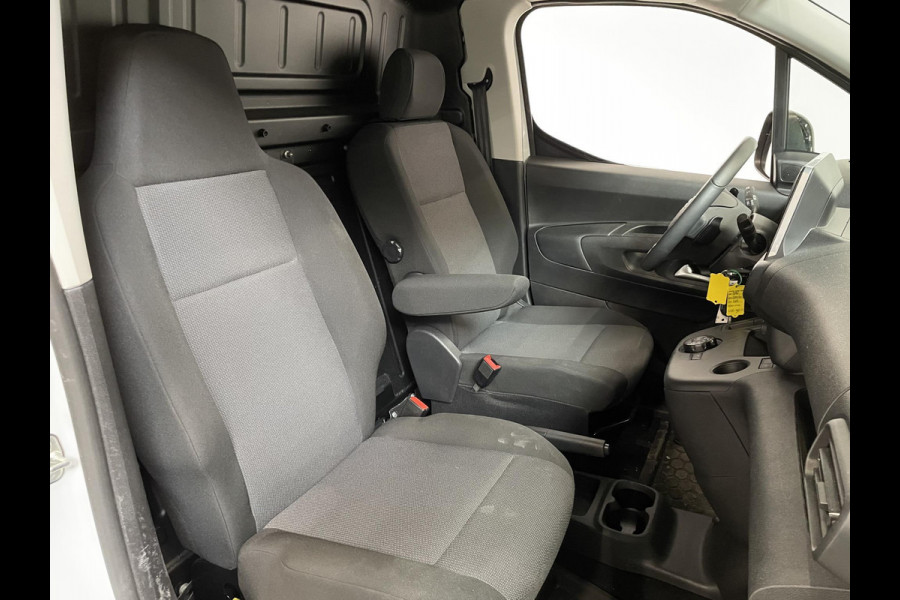 Opel Combo 130pk L1 Automaat Apple Carplay Trekhaak Parkeersensoren Airco Cruise control