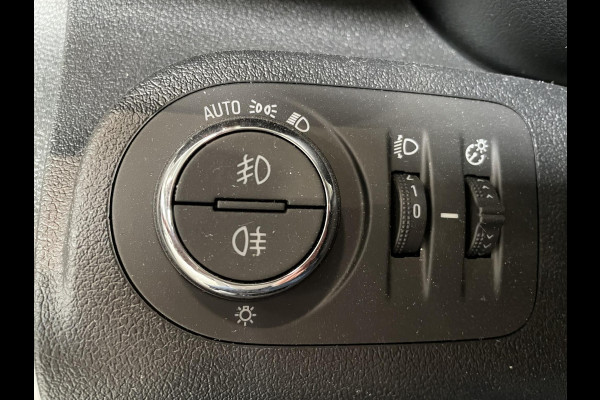 Opel Combo 130pk L1 Automaat Apple Carplay Trekhaak Parkeersensoren Airco Cruise control