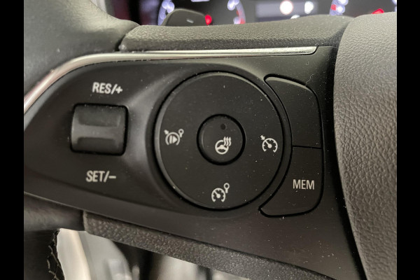 Opel Combo 130pk L1 Automaat Apple Carplay Trekhaak Parkeersensoren Airco Cruise control