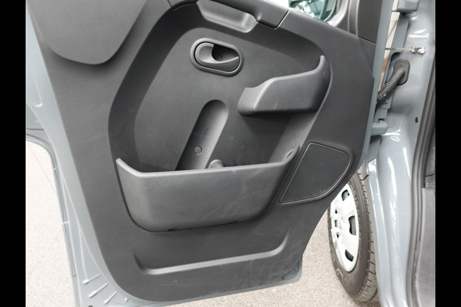 Renault Master 150PK L2H2 Energy Work Edition Automaat Airco Cruise Control Camera Navi Parkeersensoren  Trekhaak