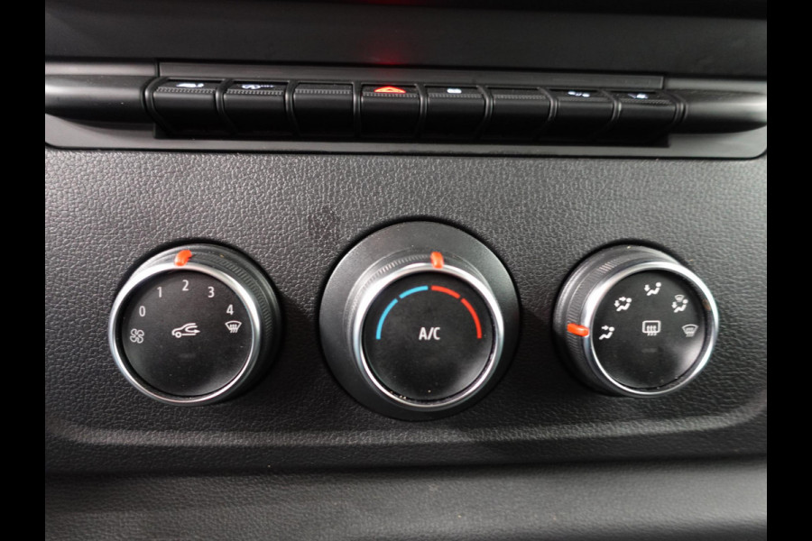Renault Master 150PK L2H2 Energy Work Edition Automaat Airco Cruise Control Camera Navi Parkeersensoren  Trekhaak