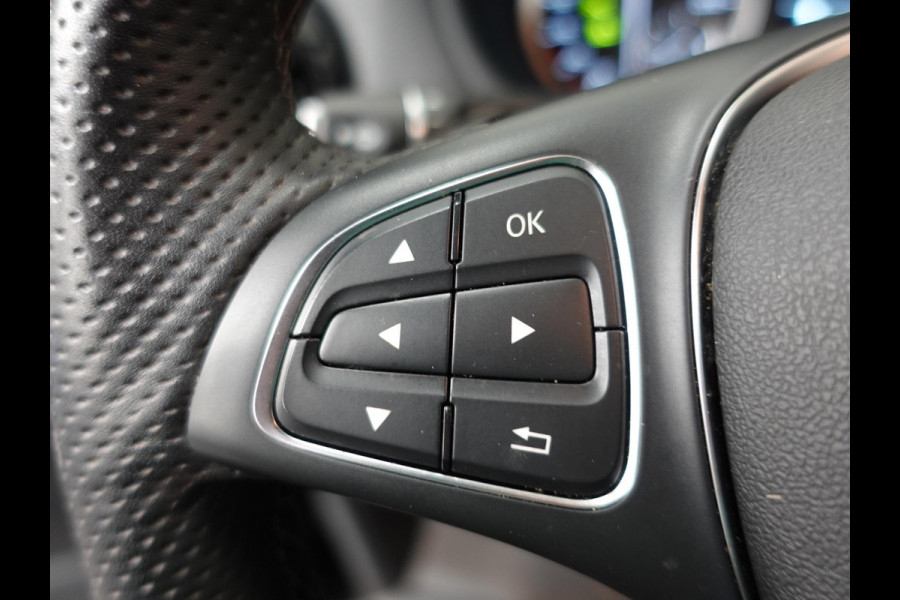 Mercedes-Benz Vito 114 CDI Lang Automaat Airco Bluetooth Camera Trekhaak Navigatie Cruise Control Carplay