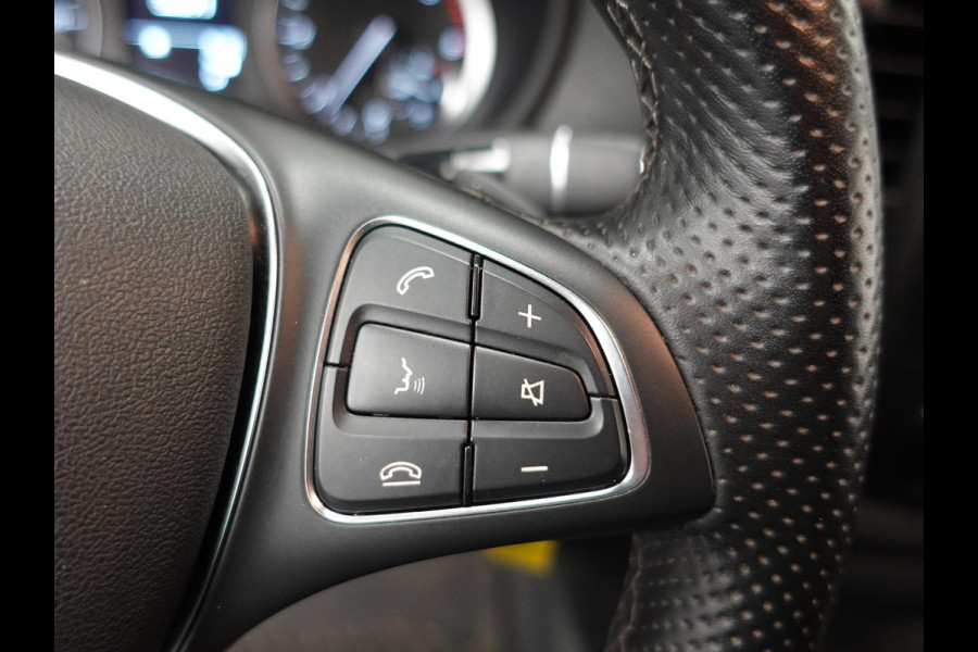 Mercedes-Benz Vito 114 CDI Lang Automaat Airco Bluetooth Camera Trekhaak Navigatie Cruise Control Carplay