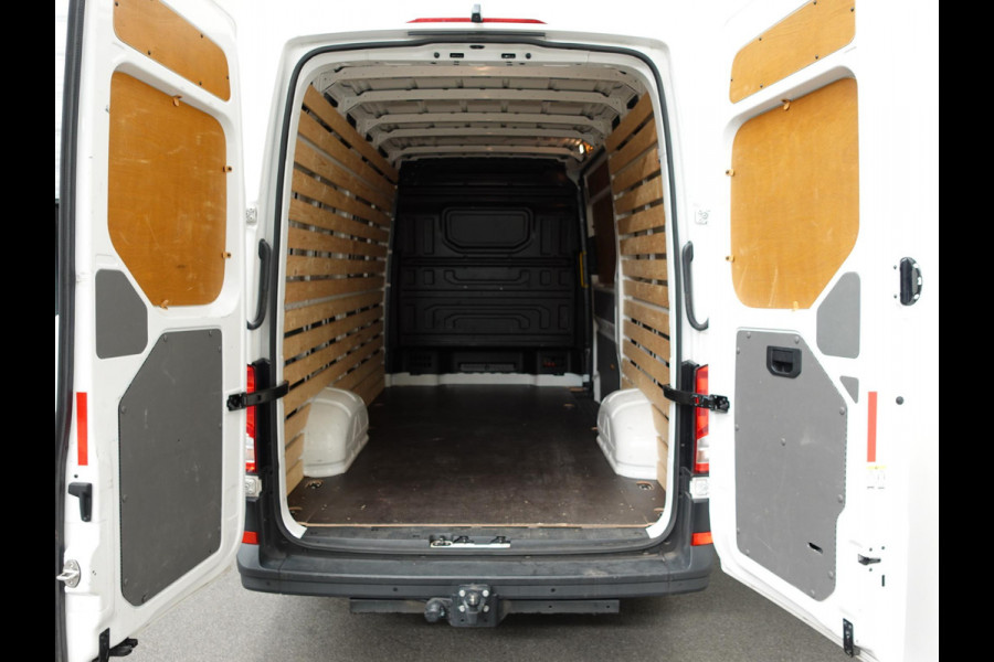 Volkswagen Crafter 30 2.0 TDI L3H3 177PK Highline Automaat Airco App-connect ACC Camera Trekhaak