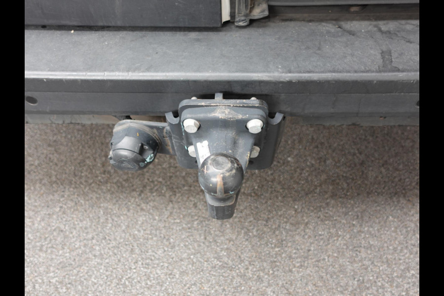 Volkswagen Crafter 30 2.0 TDI L3H3 177PK Highline Automaat Airco App-connect ACC Camera Trekhaak