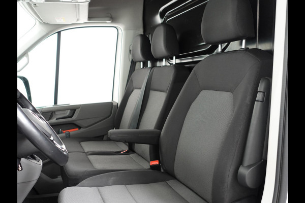 Volkswagen Crafter 30 2.0 TDI L3H3 177PK Highline Automaat Airco App-connect ACC Camera Trekhaak