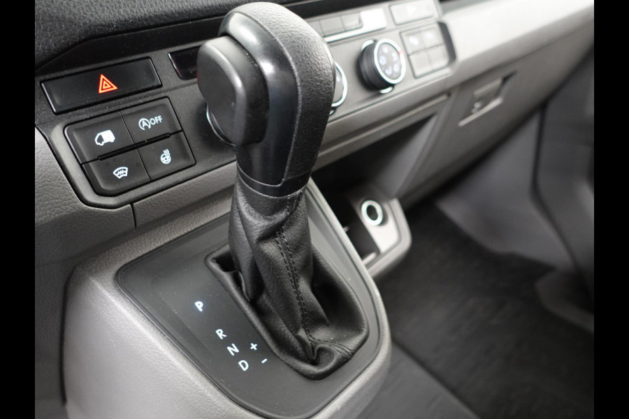 Volkswagen Crafter 30 2.0 TDI L3H3 177PK Highline Automaat Airco App-connect ACC Camera Trekhaak
