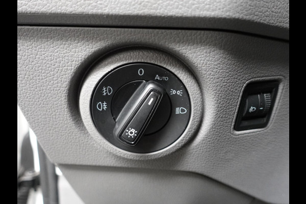 Volkswagen Crafter 30 2.0 TDI L3H3 177PK Highline Automaat Airco App-connect ACC Camera Trekhaak