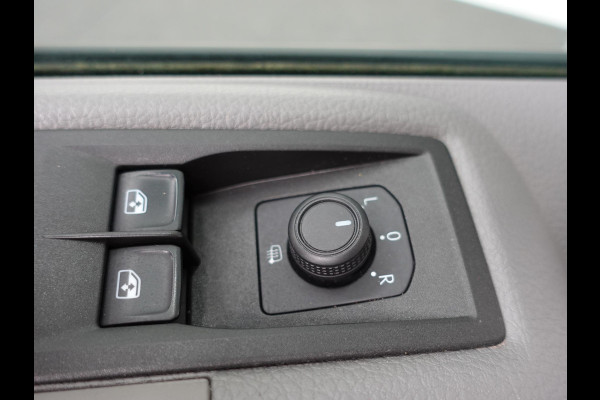 Volkswagen Crafter 30 2.0 TDI L3H3 177PK Highline Automaat Airco App-connect ACC Camera Trekhaak