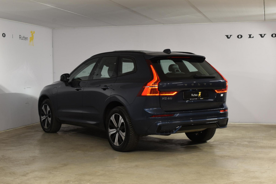 Volvo XC60 T6 350PK Plug-in hybrid AWD Plus Dark / Adaptive Cruise control / Stoelverwarming v+a / Stuurverwarming / Elektr. achterklep  / 360 Camera / Schuifdak / Trekhaak