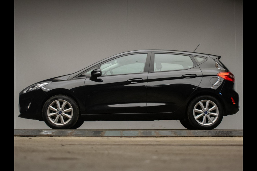 Ford Fiesta 1.1 Sport (APPLE CARPLAY,NAVI,LED,PDC,ELECTRISCHE PAKKET,BLACK,BLUETHOOT,SPORTSTOELEN,GETINT,NETTESTAAT)