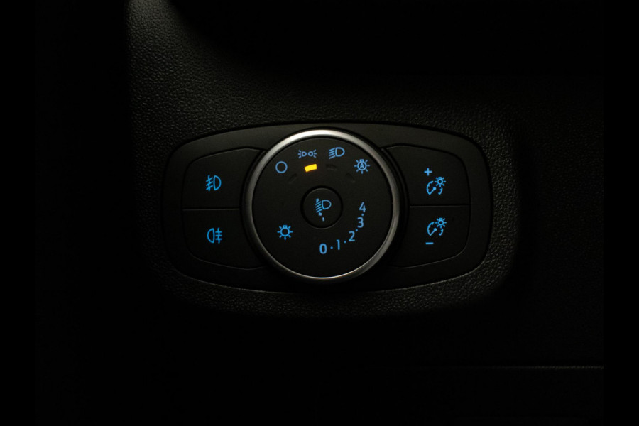 Ford Fiesta 1.1 Sport (APPLE CARPLAY,NAVI,LED,PDC,ELECTRISCHE PAKKET,BLACK,BLUETHOOT,SPORTSTOELEN,GETINT,NETTESTAAT)
