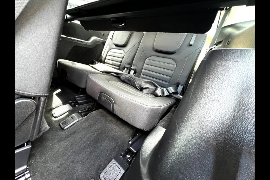 Ford Galaxy 2.0 Turbo Titanium zeer luxe uitvoering