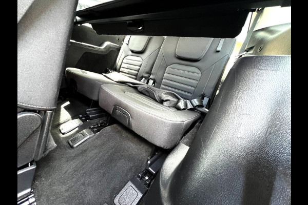 Ford Galaxy 2.0 Turbo Titanium zeer luxe uitvoering