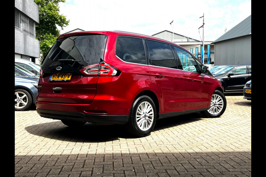 Ford Galaxy 2.0 Turbo Titanium zeer luxe uitvoering