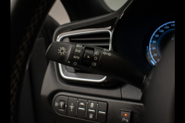 Kia ProCeed 1.4 T-GDI GT-Line Sport (APPLE CARPLAY,NAVI,CAMERA,PDC,LED,LANE ASSIST,STOEL/STUUR VERWARMING,SPORTSTOELEN,LM VELGEN)