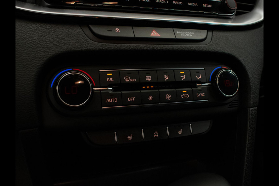 Kia ProCeed 1.4 T-GDI GT-Line Sport (APPLE CARPLAY,NAVI,CAMERA,PDC,LED,LANE ASSIST,STOEL/STUUR VERWARMING,SPORTSTOELEN,LM VELGEN)