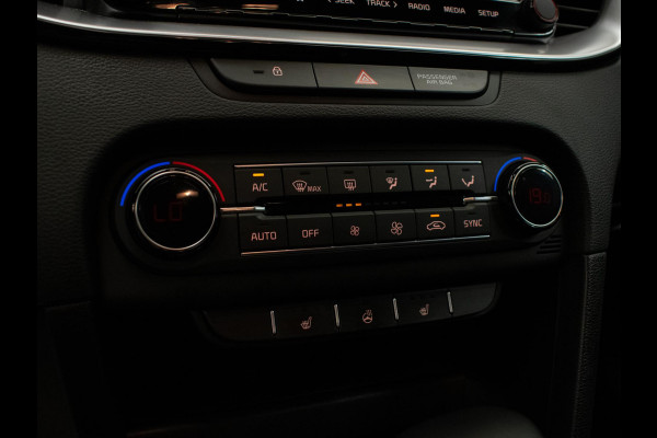 Kia ProCeed 1.4 T-GDI GT-Line Sport (APPLE CARPLAY,NAVI,CAMERA,PDC,LED,LANE ASSIST,STOEL/STUUR VERWARMING,SPORTSTOELEN,LM VELGEN)