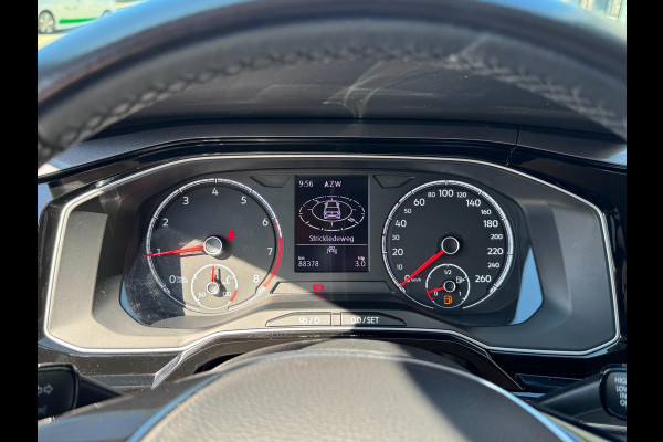 Volkswagen Polo 1.0 TSI Highline - Navigatie I Airco i Sport velgen I PDC I