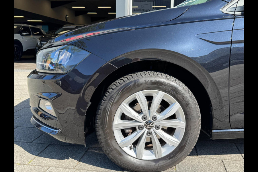 Volkswagen Polo 1.0 TSI Highline - Navigatie I Airco i Sport velgen I PDC I