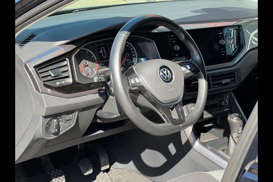 Volkswagen Polo 1.0 TSI Highline - Navigatie I Airco i Sport velgen I PDC I