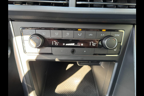 Volkswagen Polo 1.0 TSI Highline - Navigatie I Airco i Sport velgen I PDC I