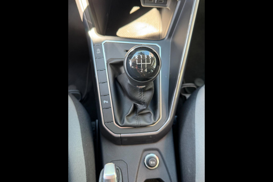 Volkswagen Polo 1.0 TSI Highline - Navigatie I Airco i Sport velgen I PDC I