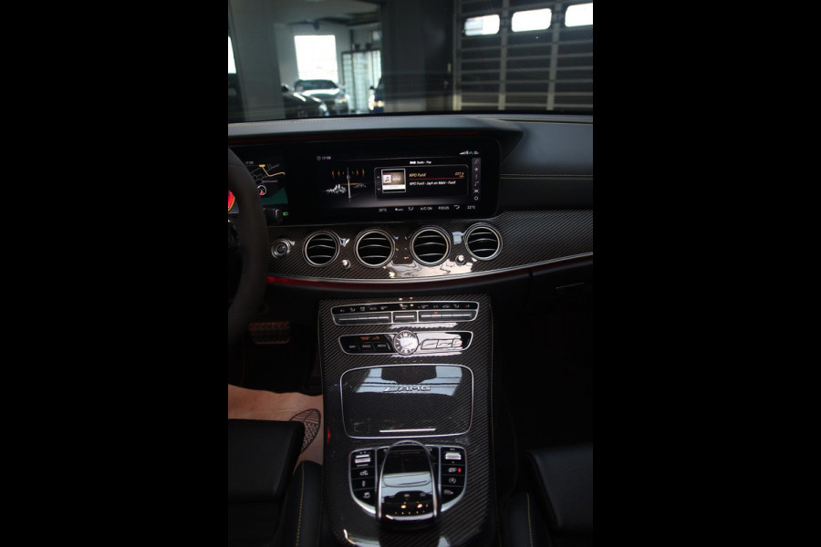 Mercedes-Benz E-Klasse AMG 63 S E63 S 4MATIC Edition 1 CARBON-PANO-HUD-MEMORY