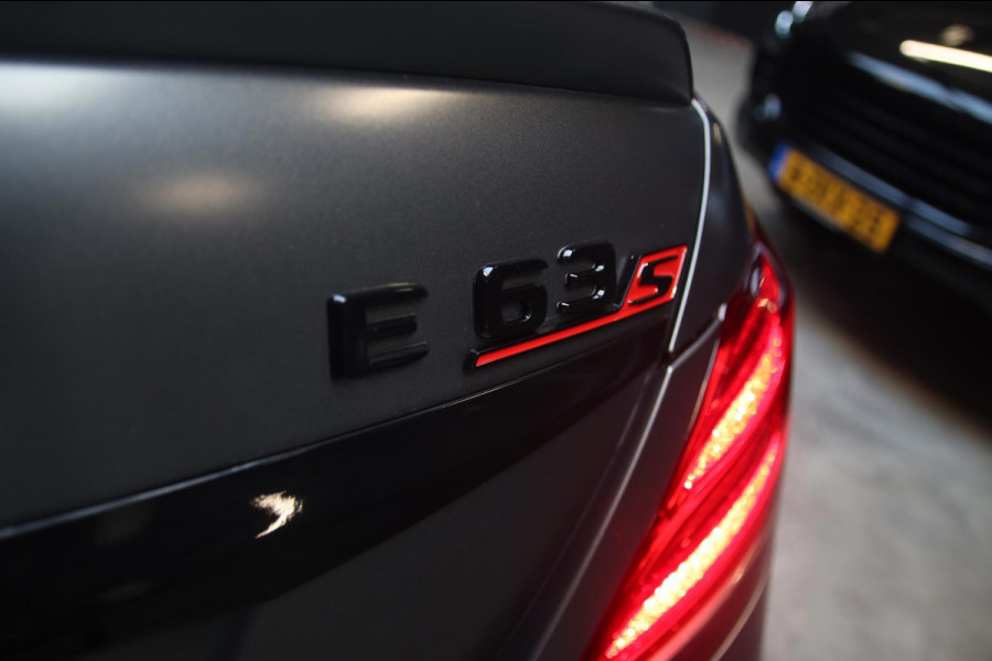 Mercedes-Benz E-Klasse AMG 63 S E63 S 4MATIC Edition 1 CARBON-PANO-HUD-MEMORY
