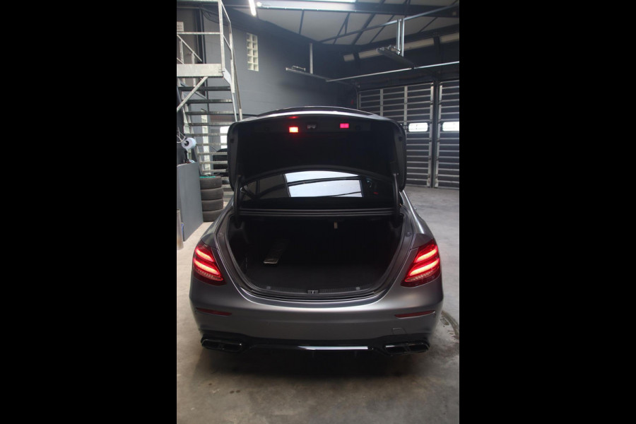 Mercedes-Benz E-Klasse AMG 63 S E63 S 4MATIC Edition 1 CARBON-PANO-HUD-MEMORY