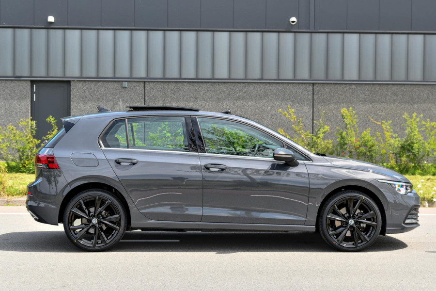 Volkswagen Golf 1.4 eHybrid Style. Pano, Memory, Massage, Camera, Trekhaak, Stuurvw, ACC, Sfeer, CarPlay!