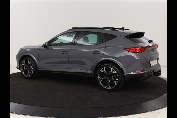 CUPRA Formentor 2.0 TSI VZ | 310pk | Panoramadak | Leder | Trekhaak | Stoel & stuurverwarming | Carplay | Adaptive cruise | Camera | Keyless | Full LED | Sportstoelen