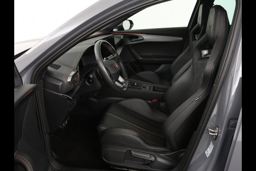 CUPRA Formentor 2.0 TSI VZ | 310pk | Panoramadak | Leder | Trekhaak | Stoel & stuurverwarming | Carplay | Adaptive cruise | Camera | Keyless | Full LED | Sportstoelen
