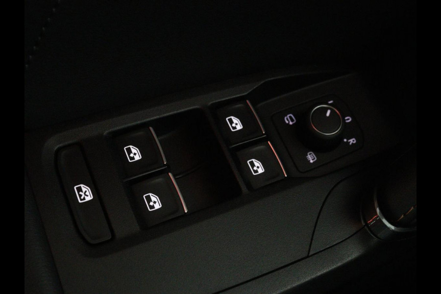 CUPRA Formentor 2.0 TSI VZ | 310pk | Panoramadak | Leder | Trekhaak | Stoel & stuurverwarming | Carplay | Adaptive cruise | Camera | Keyless | Full LED | Sportstoelen