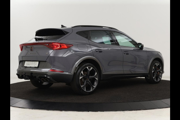 CUPRA Formentor 2.0 TSI VZ | 310pk | Panoramadak | Leder | Trekhaak | Stoel & stuurverwarming | Carplay | Adaptive cruise | Camera | Keyless | Full LED | Sportstoelen