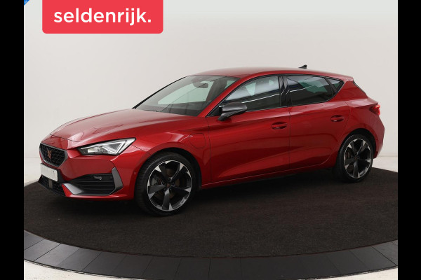 CUPRA Leon 1.4 e-Hybrid | Stoel & stuurverwarming | Carplay | Camera | Adaptive cruise | Sfeerverlichting | Navigatie | Park Assist | Keyless | Full LED | PHEV