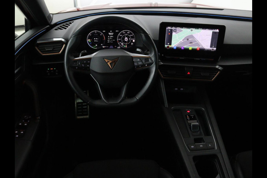CUPRA Leon 1.4 e-Hybrid | Stoel & stuurverwarming | Carplay | Camera | Adaptive cruise | Sfeerverlichting | Navigatie | Park Assist | Keyless | Full LED | PHEV