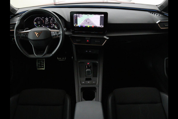 CUPRA Leon 1.4 e-Hybrid | Stoel & stuurverwarming | Carplay | Camera | Adaptive cruise | Sfeerverlichting | Navigatie | Park Assist | Keyless | Full LED | PHEV