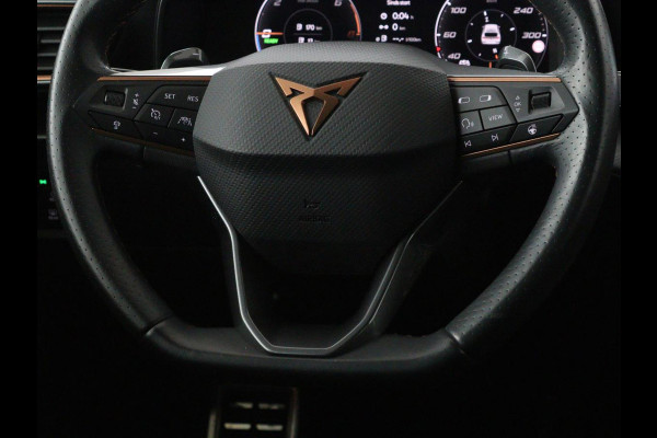 CUPRA Leon 1.4 e-Hybrid | Stoel & stuurverwarming | Carplay | Camera | Adaptive cruise | Sfeerverlichting | Navigatie | Park Assist | Keyless | Full LED | PHEV