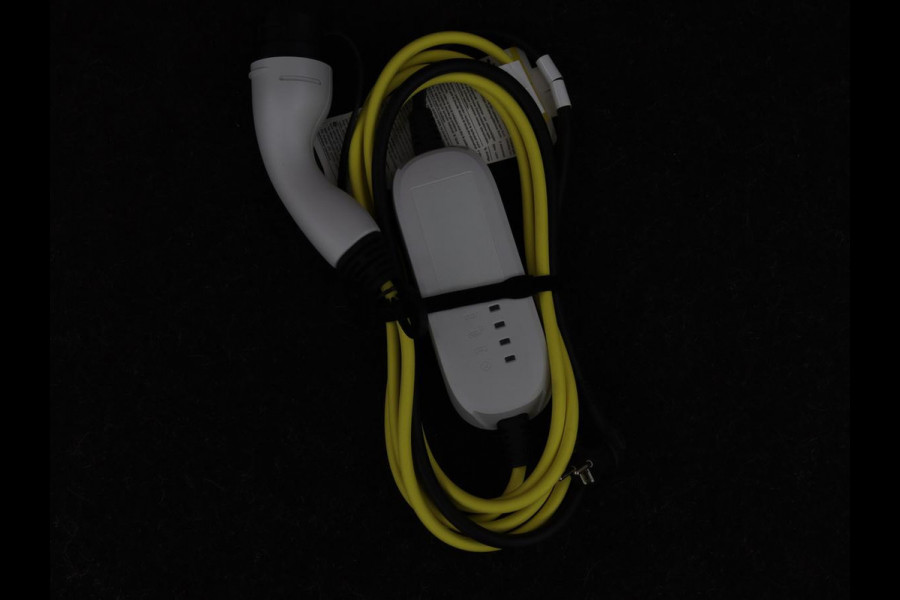 CUPRA Leon 1.4 e-Hybrid | Stoel & stuurverwarming | Carplay | Camera | Adaptive cruise | Sfeerverlichting | Navigatie | Park Assist | Keyless | Full LED | PHEV