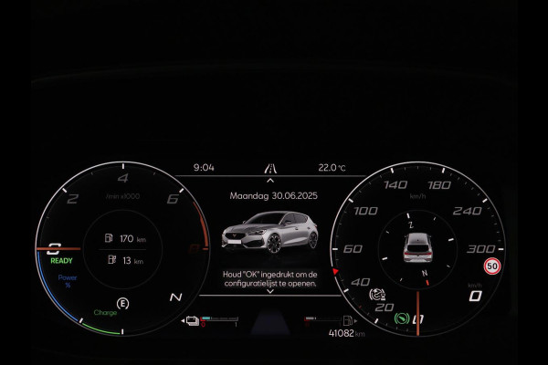 CUPRA Leon 1.4 e-Hybrid | Stoel & stuurverwarming | Carplay | Camera | Adaptive cruise | Sfeerverlichting | Navigatie | Park Assist | Keyless | Full LED | PHEV