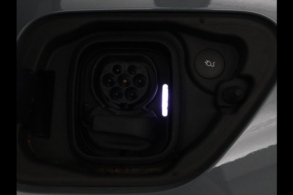 Polestar 2 Long Range Dual Motor Launch Edition 78kWh | Panoramadak | Trekhaak | Stoel & stuurverwarming | 360 camera | Adaptive cruise | Harman/Kardon | Carplay