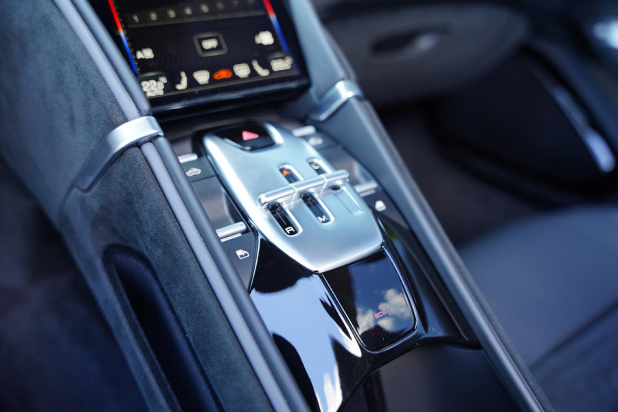 Ferrari Roma Spider 3.9 V8 2025-07