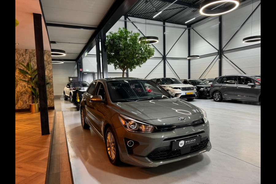 Kia Rio 1.0 T-GDi MHEV DynamicPlusLine 7JR Fabrieksgarantie Camera CarPlay StuurVW StoelVW Lane Blindspot ACC Clima Navi Rijklaar