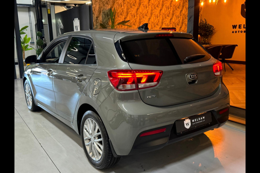 Kia Rio 1.0 T-GDi MHEV DynamicPlusLine 7JR Fabrieksgarantie Camera CarPlay StuurVW StoelVW Lane Blindspot ACC Clima Navi Rijklaar