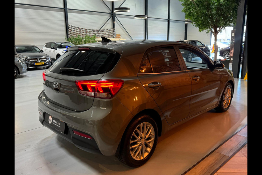 Kia Rio 1.0 T-GDi MHEV DynamicPlusLine 7JR Fabrieksgarantie Camera CarPlay StuurVW StoelVW Lane Blindspot ACC Clima Navi Rijklaar