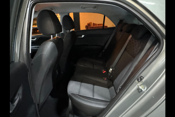 Kia Rio 1.0 T-GDi MHEV DynamicPlusLine 7JR Fabrieksgarantie Camera CarPlay StuurVW StoelVW Lane Blindspot ACC Clima Navi Rijklaar