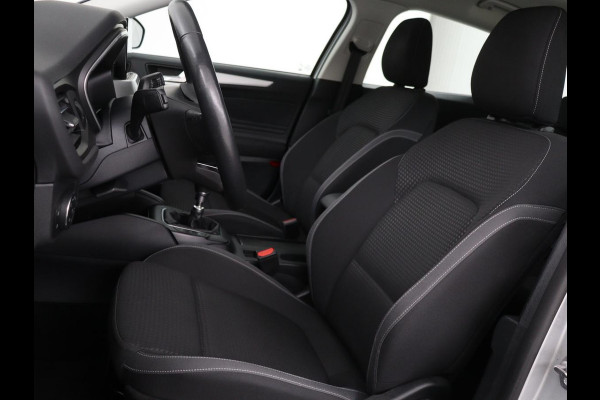 Ford Focus 1.0 EcoBoost Hybrid Trend Edition Business | Camera | Carplay | Full LED | Navigatie | Sportstoelen | Airco | Cruise control | Parkeerhulp | Bluetooth