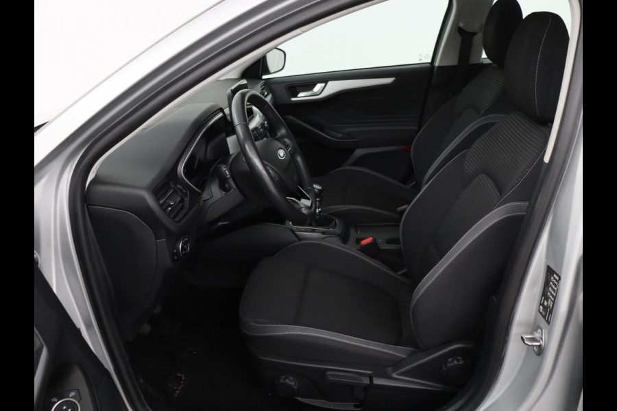 Ford Focus 1.0 EcoBoost Hybrid Trend Edition Business | Camera | Carplay | Full LED | Navigatie | Sportstoelen | Airco | Cruise control | Parkeerhulp | Bluetooth